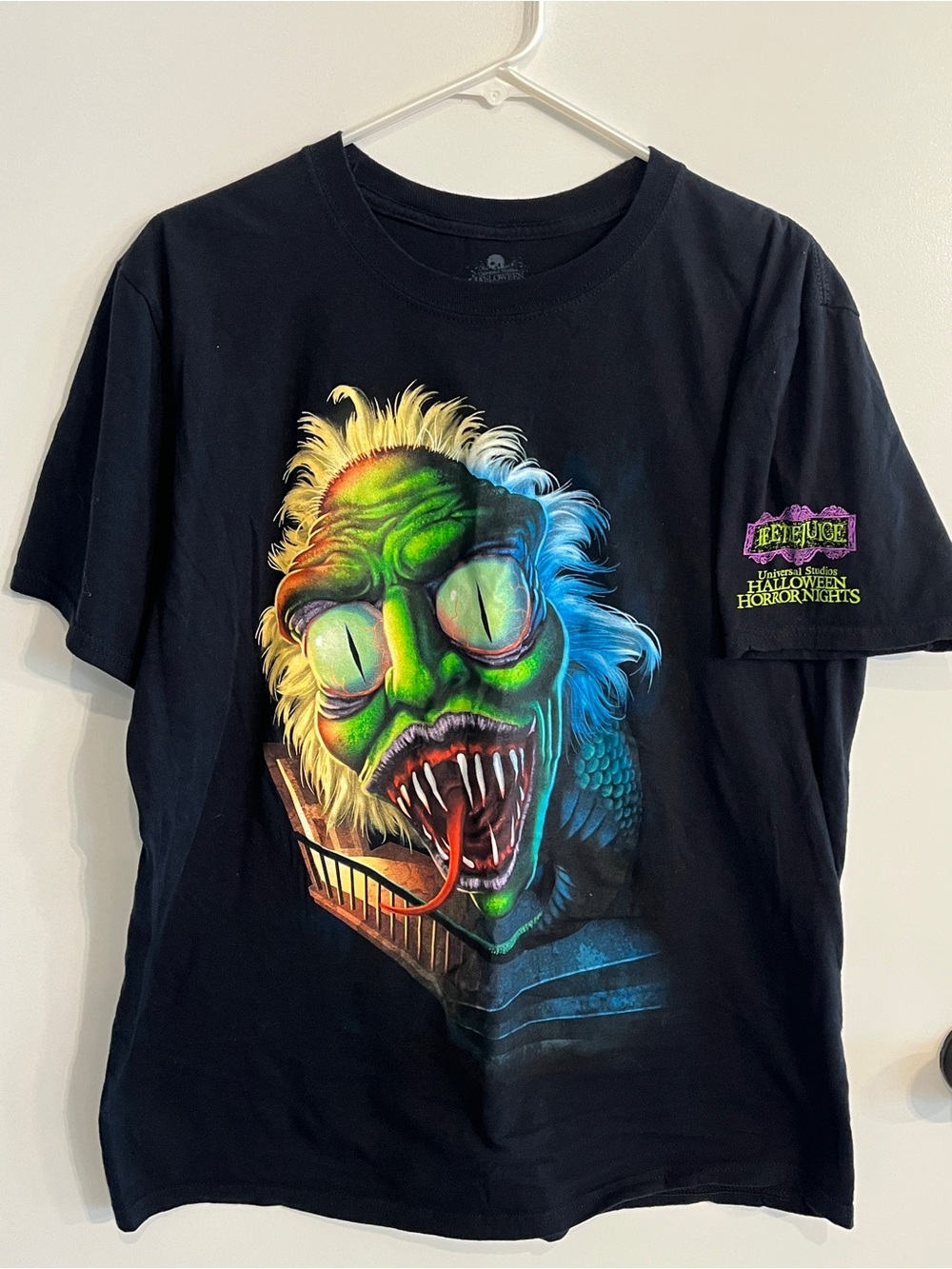 Men’s size large Universal Studios Halloween Horror Nights Beetlejuice T-Shirt